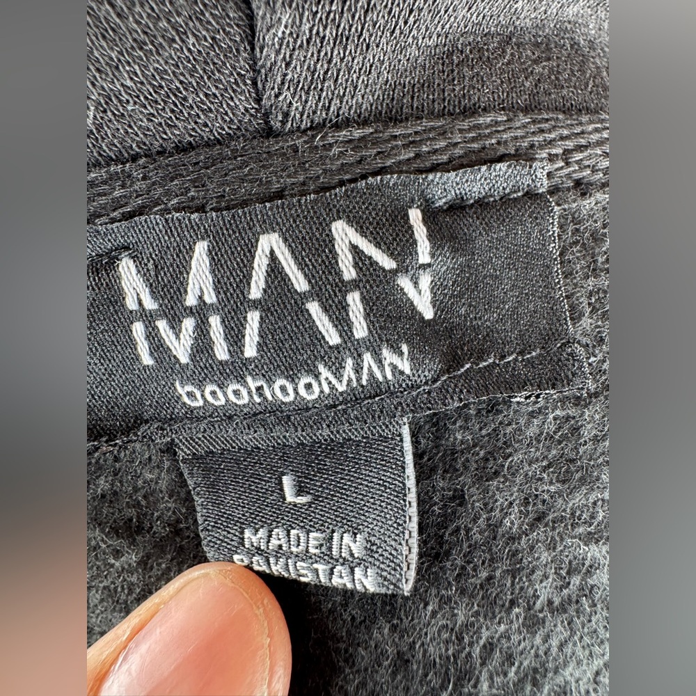 BoohooMAN Fleece Lined Black Zippered Hoodie - Picture 12 of 13